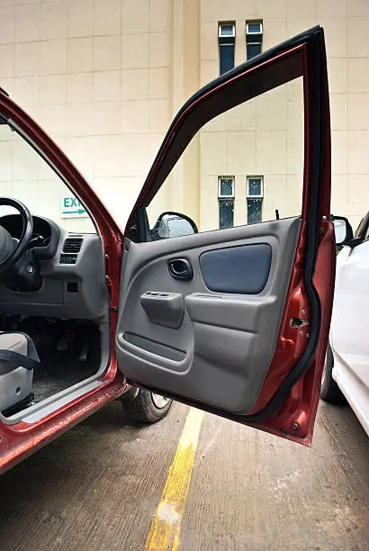 How Long Does It Take To Replace A Window Regulator in Houston, TX