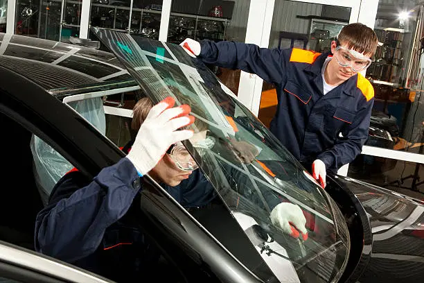 How Long Does It Take To Replace A Windshield in Houston, TX